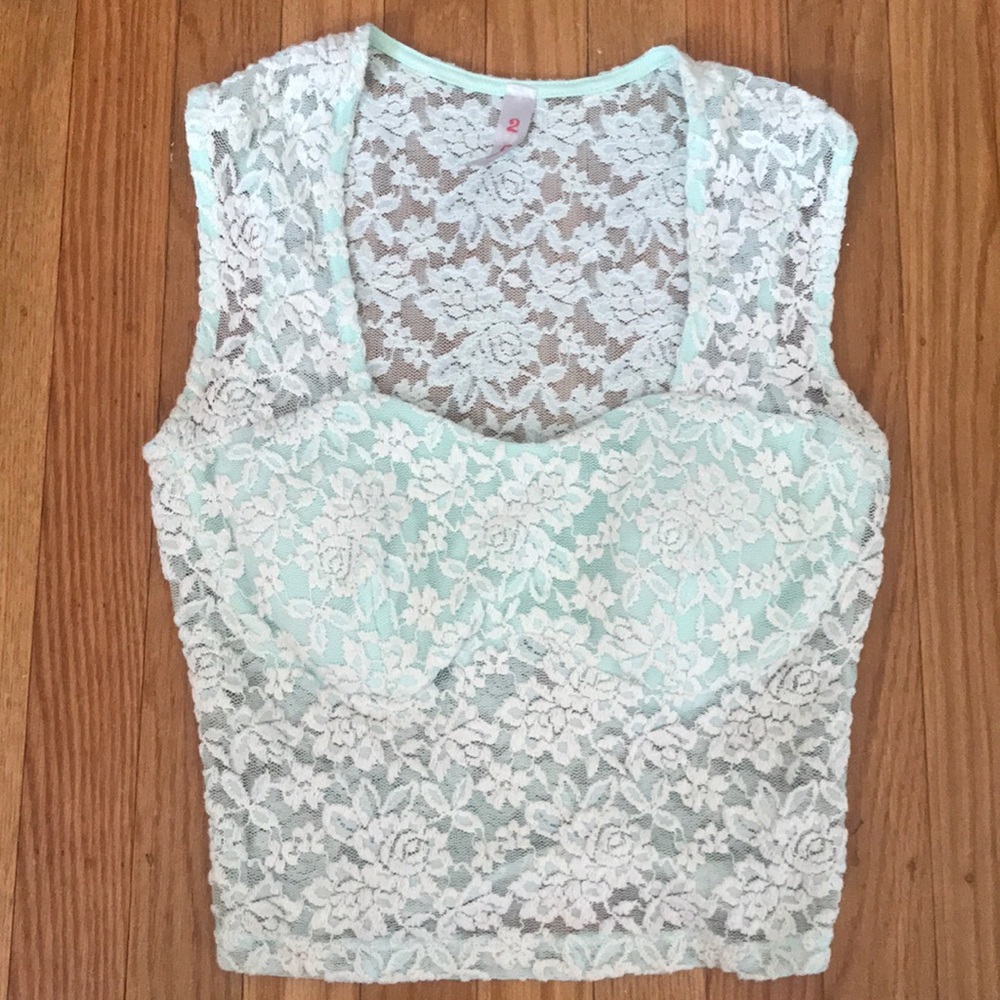 2 Cute Lace Sleeveless Crop Top
